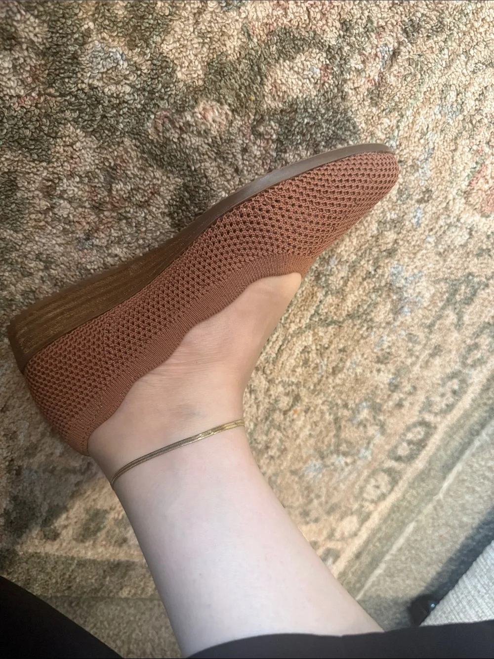 Skechers Women's Cleo sawdust  Knit Slip-On Flats with Memory Foam size 8.5